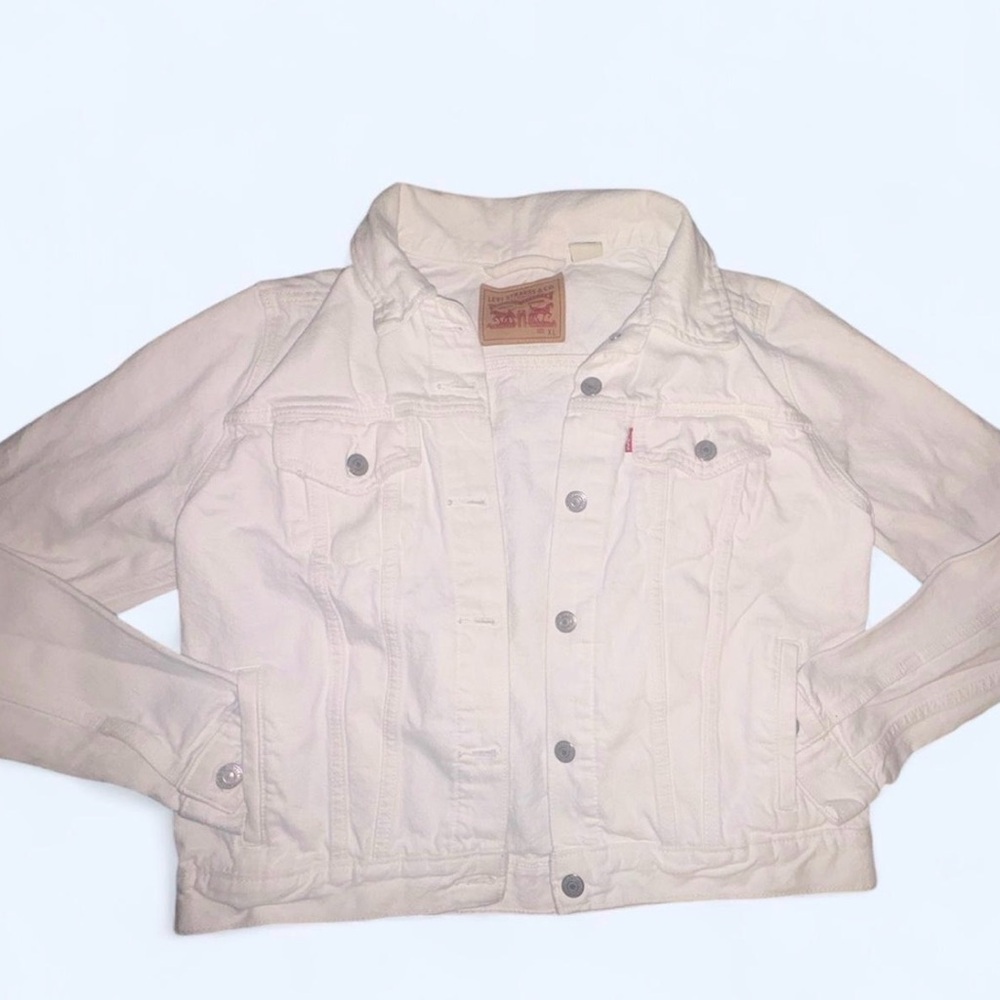 Levi’s white denim jacket
